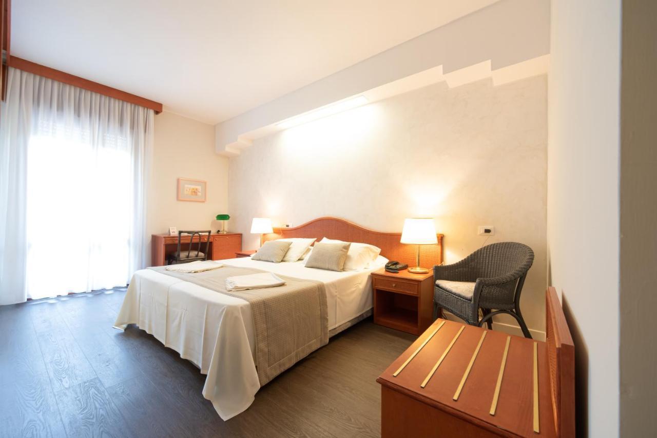 Hotel Negresco 4*
