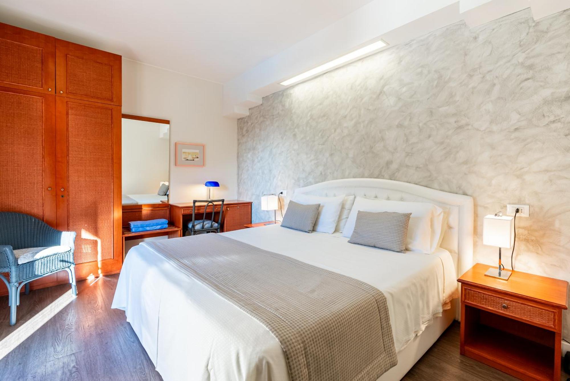 Negresco 4*